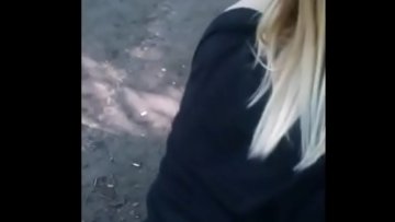 Sexe public avec chienne roumaine